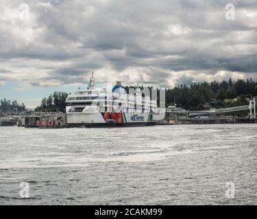 BC Ferries legt in Otter Bay, North Pender Island, British Columbia, Kanada an Stockfoto