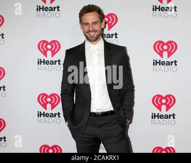 LOS ANGELES - JAN 17: Nick Viall bei den iHeartRadio Podcast Awards 2020 im iHeart Theater am 17. Januar 2020 in Burbank, CA Stockfoto