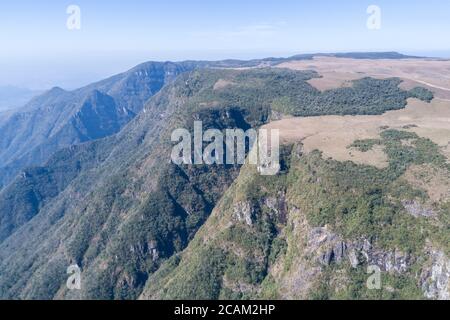 Luftaufnahme des Pinheirinho Canyon, Cambara do Sul, RS, Brasilien Stockfoto