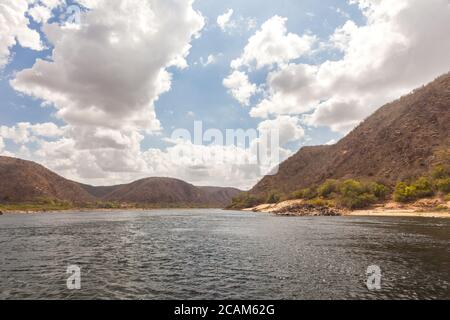 Navigation am Sao Francisco River, einem der wichtigsten Flüsse Brasiliens Stockfoto