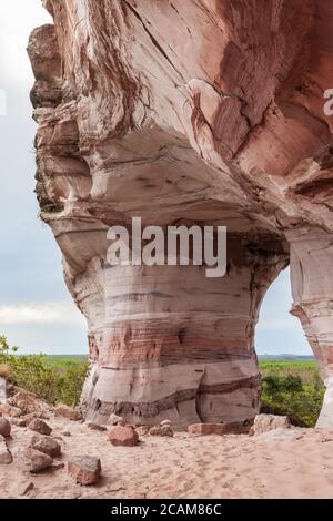 Pedra Furada (Holed Stone) - Jalapao - Tocantins - Brasilien Stockfoto