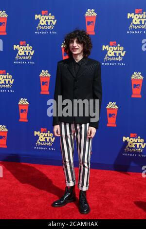 LOS ANGELES - JUN 15: Finn Wolfhard bei den MTV Movie & TV Awards 2019 im Barker Hanger am 15. Juni 2019 in Santa Monica, CA Stockfoto