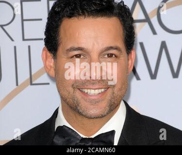 LOS ANGELES - JAN 27: Jon Huertas bei den 25. Annual Screen Actors Guild Awards im Shrine Auditorium am 27. Januar 2019 in Los Angeles, CA Stockfoto