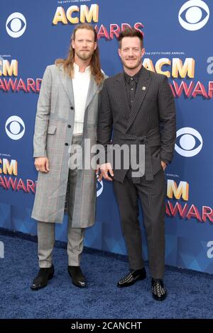 LAS VEGAS - APR 15: Florida Georgia Line bei den Academy of Country Music Awards 2018 in der MGM Grand Garden Arena am 15. April 2018 in Las Vegas, NV Stockfoto