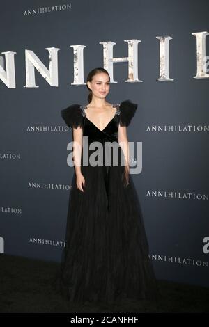 LOS ANGELES - FEB 13: Natalie Portman bei der 'Annihilation' Los Angeles Premiere im Village Theater am 13. Februar 2018 in Westwood, CA Stockfoto