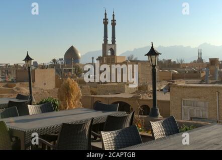 Seidenstraße muslimische Stadt Skyline von Basar Dächer, Yazd, Iran Stockfoto