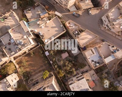 Die weitläufige Stadt Zarqa, Jordanien ist eine separate Gemeinde von der benachbarten Stadt Amman. Stockfoto