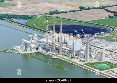 Luftbild des Kohlekraftwerks Stockfoto