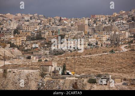 Weitläufige Nachbarschaft in der Stadt Zarqa, Jordanien. Stockfoto