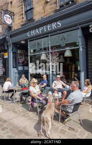 Chapters Street Cafe, Elvet Bridge, Durham, County Durham, England, Vereinigtes Königreich Stockfoto