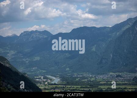 Bergkulisse vom Walenstadtberg in der Schweiz Stockfoto