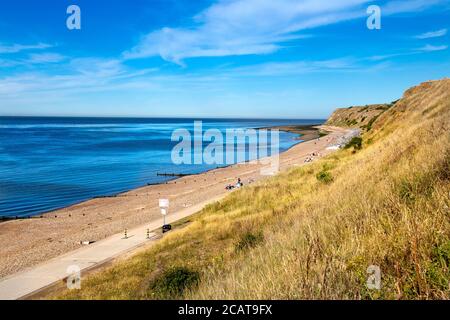 Kiesstrand am Saxon Shore Way in Beltinge Bay, Kent, Großbritannien Stockfoto