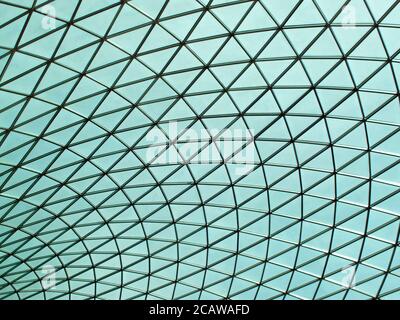 London, UK, May, July 23, 2009 : The British Museum futuristisches Glasdeckendach des zentralen Vierecks des Great Court, das ein beliebtes Reiseziel ist Stockfoto