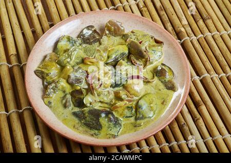 Pilzperatal, Omas Pilz Dry Curry, indische Art Rührpilze gebraten Stockfoto