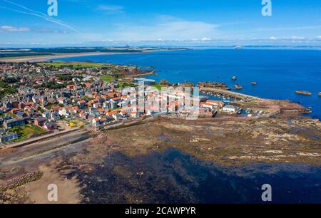 Luftaufnahme von Dunbar, East Lothian, Schottland. Stockfoto