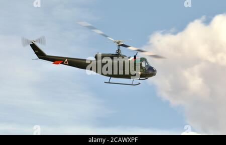 Bell UH-1H Iroquois 560 (G-HUEY) bei der Shuttleworth Drive-in Airshow Am Sonntag, 2. August 2020 Stockfoto