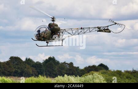 Westland-Bell 47G-4A Sioux (G-MASH) bei Shuttleworth Drive-in Airshow auf Der Sonntag 2 August 2020 Stockfoto
