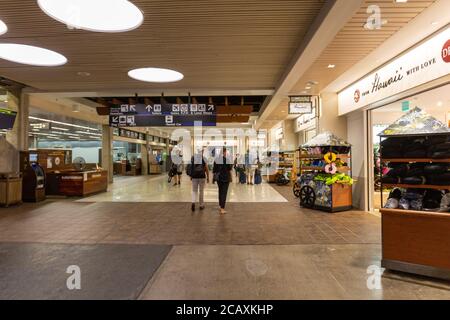 Concourse am Daniel K. Inouye International Airport Stockfoto