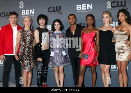 LOS ANGELES - 4. AUG: Zane Holtz, Katherine LaNasa, Jonny Beauchamp, Lucy Hale, Lucien Laviscount, Ashleigh Murray, Julia Chan, Camille Hyde bei der CW's Summer TCA All-Star Party im Beverly Hilton Hotel am 4. August 2019 in Beverly Hills, CA Stockfoto