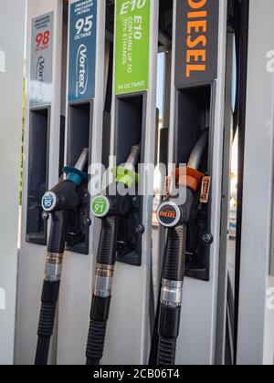 Sydney NSW Australien - 13. April 2019 - Kraftstoffpumpe An einer Tankstelle an einem sonnigen Herbstnachmittag Stockfoto