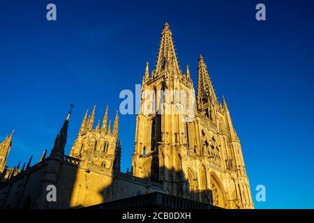 Kathedrale Santa Maria, Burgos, Castilla, Spanien. - ein Wahrzeichen auf dem Camino de Santiago. Stockfoto