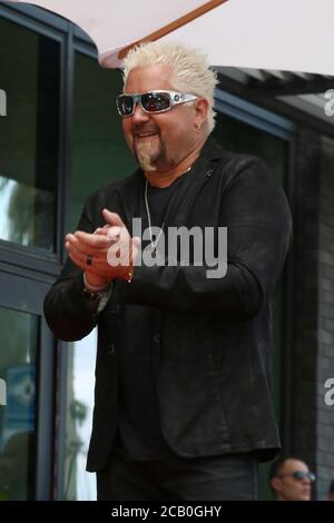 LOS ANGELES - MAI 22: Guy Fieri bei der Guy Fieri Star Ceremony auf dem Hollywood Walk of Fame am 22. Mai 2019 in Los Angeles, CA Stockfoto