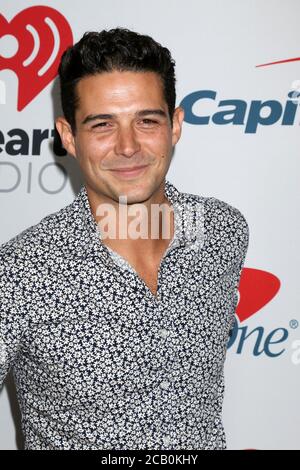 LOS ANGELES - JAN 18: Wells Adams bei den iHeartRadio Podcast Awards im iHeartRadio Theater am 18. Januar 2019 in Burbank, CA Stockfoto