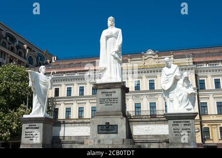 Kiew, Ukraine - Denkmal für Prinzessin Olga. Eine berühmte historische Stätte in Kiew, Ukraine. Stockfoto