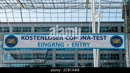 Kostenloser Corona-Test am Flughafen München, Test auf Coronavirus, COVID-19 Pandemie, München, Bayern, Deutschland Stockfoto