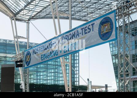 Kostenloser Corona-Test am Flughafen München, Test auf Coronavirus, COVID-19 Pandemie, München, Bayern, Deutschland Stockfoto