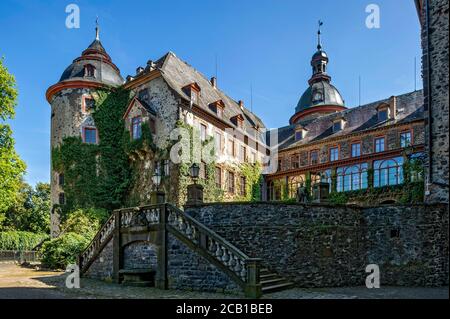 Berghof und kleiner Burghof, mittelalterliche Burg, Laubachburg, Residenz der Grafen von Solms Laubach, Laubach, Hessen, Deutschland Stockfoto