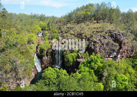 Malerische Aussicht auf die beliebten Florence Falls, Litchfield National Park, in der Nähe von Darwin, Northern Territory, NT, Australien Stockfoto