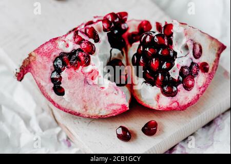 Vollformataufnahme Der Granatäpfel. Hintergrundstruktur von Granatapfel Nahaufnahme. Stockfoto