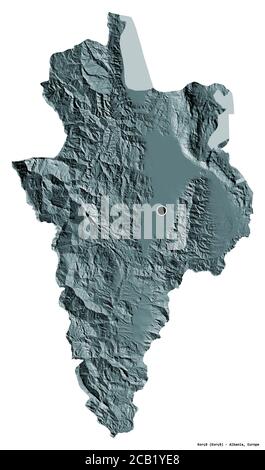 Form von Korçë, Grafschaft Albanien, mit seiner Hauptstadt isoliert auf weißem Hintergrund. Farbige Höhenkarte. 3D-Rendering Stockfoto