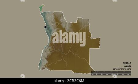 Entsättigte Form von Angola mit seiner Hauptstadt, der wichtigsten regionalen Teilung und der abgetrennten Cabinda-Bereich. Beschriftungen. Topografische Reliefkarte. 3D-Rendering Stockfoto