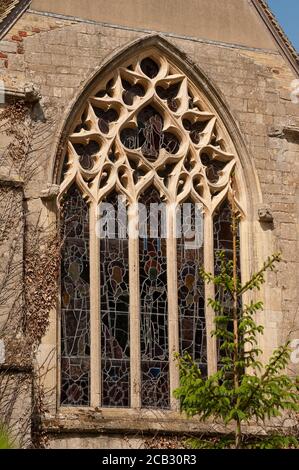 Buntglasfenster in Ely Cathedral, Ely, Cambridgeshire, England. Stockfoto