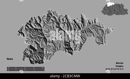 Form von Gasa, Bezirk von Bhutan, mit seiner Hauptstadt auf festem Hintergrund isoliert. Entfernungsskala, Regionenvorschau und Beschriftungen. Höhenkarte mit zwei Ebenen. 3D Stockfoto