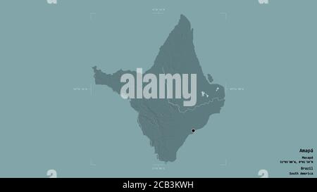 Gebiet von Amapá, Bundesstaat Brasilien, isoliert auf einem soliden Hintergrund in einem georeferenzierten Begrenzungsrahmen. Beschriftungen. Farbige Höhenkarte. 3D-Rendering Stockfoto