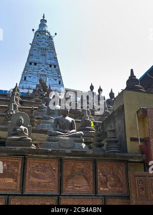 dh Gangaramaya Buddhistischer Tempel COLOMBO STADT SRI LANKA Tempel buddha Viele Statuen außen Schrein Stockfoto