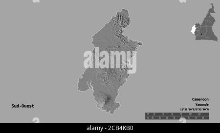Form von Sud-Ouest, Region von Kamerun, mit seiner Hauptstadt auf festem Hintergrund isoliert. Entfernungsskala, Regionenvorschau und Beschriftungen. Höhe der Bilevel ma Stockfoto