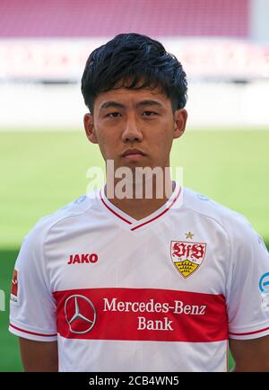 Stuttgart, Deutschland, 10. August 2020, Wataru ENDO, VFB 3, beim VFB STUTTGART Media Day im 1. Deutsche Fußball Liga, 1. Bundesliga, Saison 2020/2021. © Peter Schatz / Alamy Live News Stockfoto