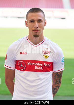 Stuttgart, 10. August 2020, Chadrac AKOLO, VFB 19 Beim VFB STUTTGART Media Day im 1. Deutsche Fußball Liga, 1. Bundesliga, Saison 2020/2021. © Peter Schatz / Alamy Live News Stockfoto