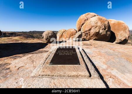 Matobo Hills, Cecil Rhodes Grave und natürliche Felsformationen, bei 'World's View', Matobo National Park, Bulawayo, Matabeleland South, Simbabwe, Afrika Stockfoto