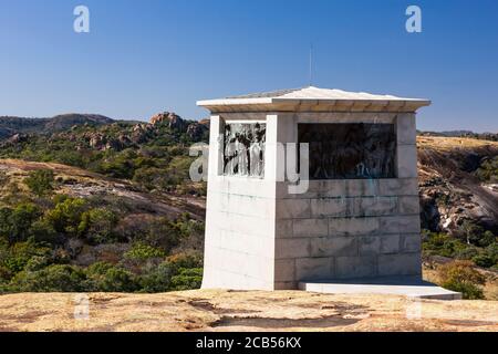 Matobo Hills, Shangani Patrol Memorial auf dem Hügel 'World's View', Matobo National Park, Bulawayo, Matabeleland South, Simbabwe, Afrika Stockfoto