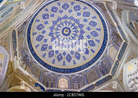 Samarkand, Usbekistan - Detail von Shah-i-Zinda in Samarkand, Usbekistan. Es ist Teil der Samarkand - Kreuzung der Kulturen Welt Herita Stockfoto