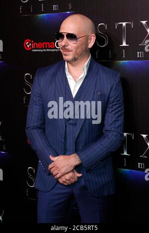 LAS VEGAS - APR 2: Pitbull bei den CinemaCon - STX Filmen 2019 im Caesars Palace am 2. April 2019 in Las Vegas, NV Stockfoto