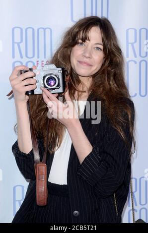 LOS ANGELES - JUN 21: Analeigh Tipton bei der 'Summer Night'-Vorführung beim Rom Com Fest 2019 im Downtown Independent Theatre am 21. Juni 2019 in Los Angeles, CA Stockfoto