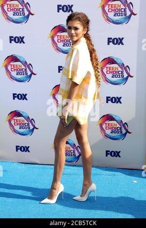 LOS ANGELES - AUG 11: Zendaya Coleman bei den Teen Choice Awards 2019 in Hermosa Beach am 11. August 2019 in Hermosa Beach, CA Stockfoto
