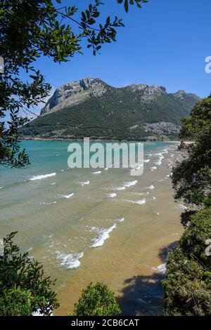 Panoramablick auf den Strand von Oriñon. Stockfoto