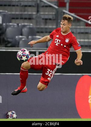 München, Deutschland, 8. August 2020, Joshua KIMMICH, FCB 32 im Champions-League-Spiel FC BAYERN MÜNCHEN - FC CHELSEA in der 1.Bundesliga, Saison 2019/2020, © Peter Schatz / Alamy Stock Photos / Stefan Matzke/Sampics/Pool wichtig: KEIN SEKUNDÄRER (RE-) VERKAUF INNERHALB von 48 Stunden NACH DEM START Nationale und internationale Nachrichtenagenturen NUR zur redaktionellen Verwendung Stockfoto